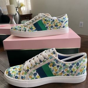 Kate Spade “Izzy” sneakers